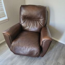 Clearing Out Air BnB : Selling All Furniture. 