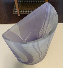 VINTAGE PURPLE AND LAVENDER HALF MOON SHAPED SWIRL ART HEAVY GLASS DECOR
