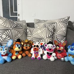 Rare Collectibles Five Nights at Freddy’s FNAF Plush Figures  - 8 Characters 
