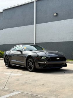 2020 Ford Mustang