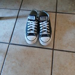 7.5 Black All Star Converse