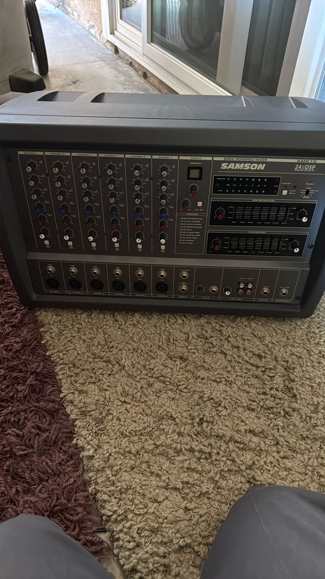Samson XMB610 Mixer