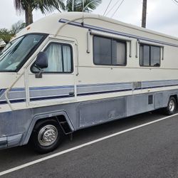 1992 Ford Holiday Rambler 1000
