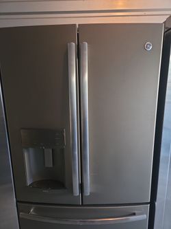 Ge adora running perfect 36"wide 35"D 70"H