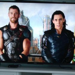 Smart Tv 55” Class LED 4K UHD Smart Fire TV .