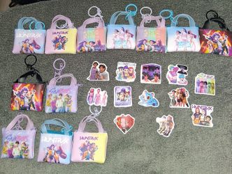 K-pop Demon Hunters Party Favors 