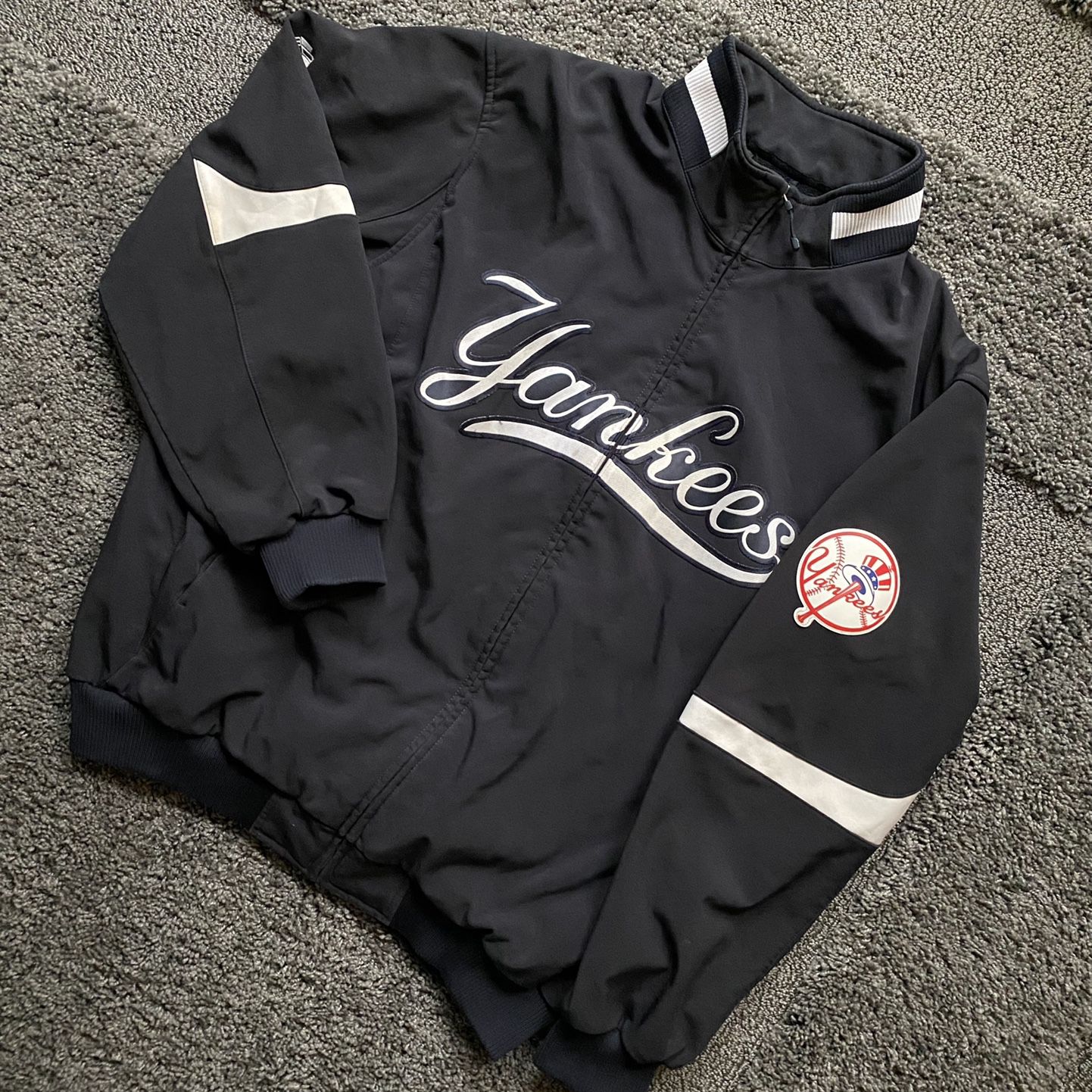 Vintage 2000's New York Yankees Jacket for Sale in Covington, WA - OfferUp