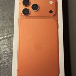 iPhone 17 Pro Max, Cosmic Orange, 256GB