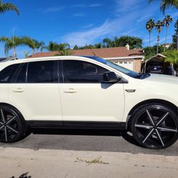 Ford Edge SEL, Clean Title, Low Miles, Registered, Smogged, 24"Rims, Reliable Transportation 