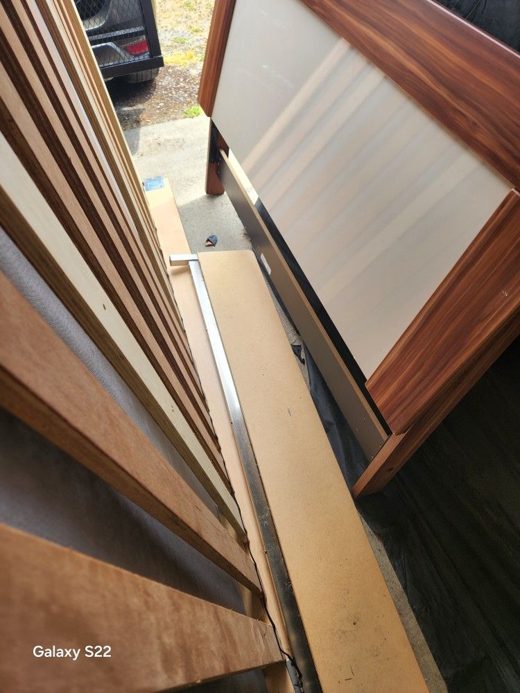 Bed Frame "Queen Size"