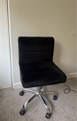 Black desk/vanity rotating chair