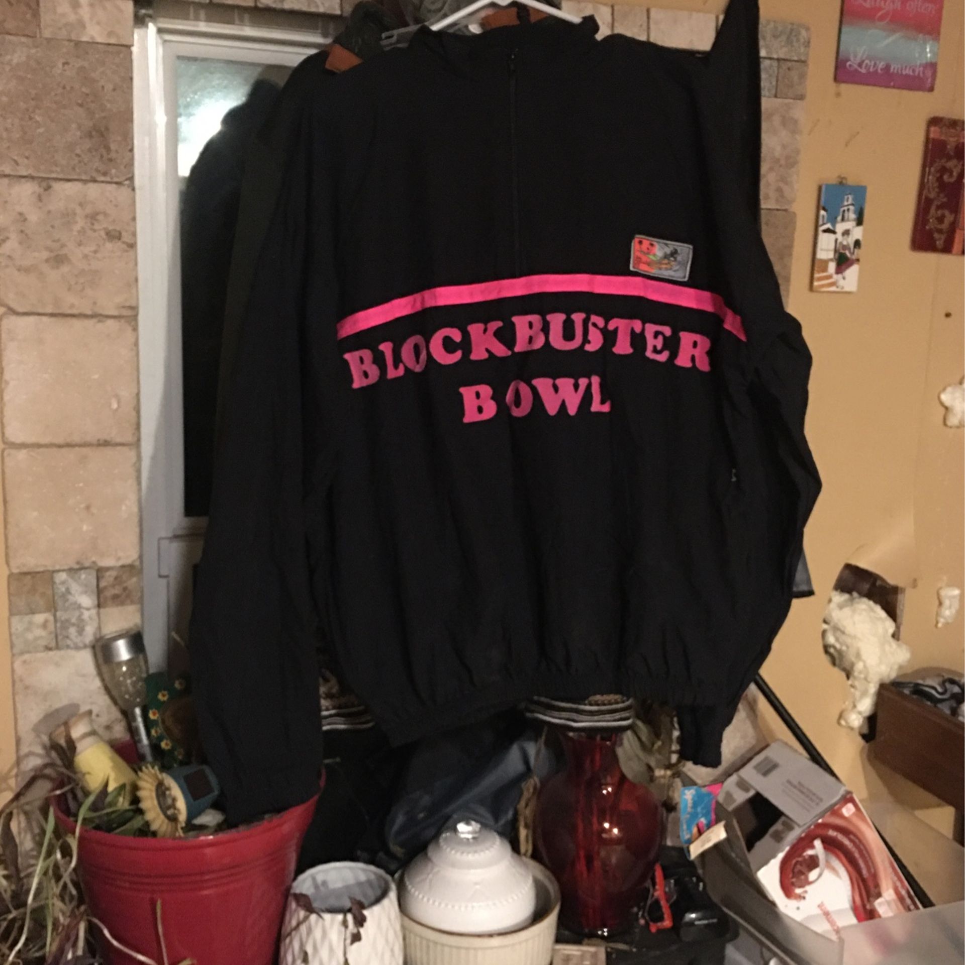 Block buster windbreaker