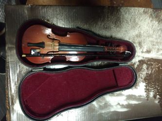 Mini violin salesman sample