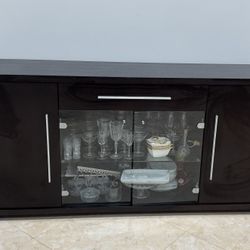 sideboard/buffet cabinet, console/sofa table, Coffee Table, Side Table 