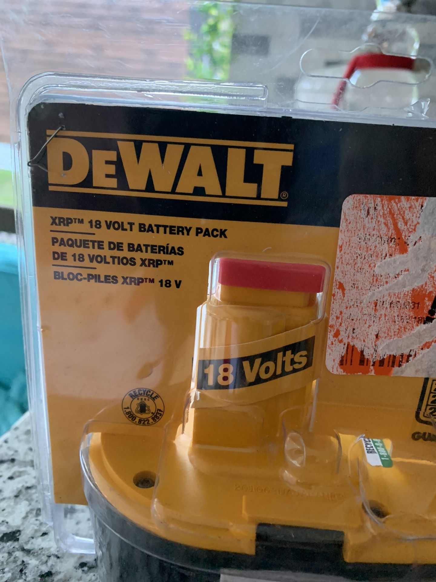 18 Volt XRP Ni Cd Rechargeable Battery with Security Strap for DEWALT 18  Volt Power Tools