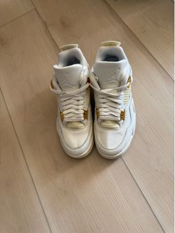 Air Jordan 4 Retro Metallic Gold Women’s Size 8