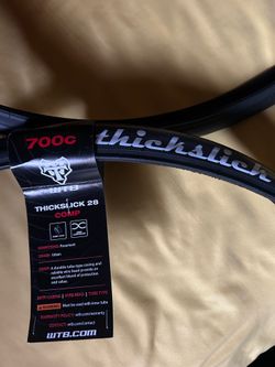 700c WTB Thick slick tire