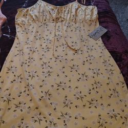 Brand New Yellow Daisy Flower Skinny Strap Dress