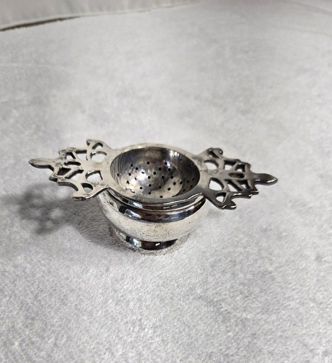 Vintage Silver-Tone Tea Infuser Strainer with Drip Cup