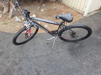 Schwinn Ranger bicycle mountain bike runs great multi speed