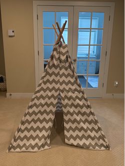 Kids Canvas teepee tent