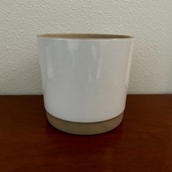 IKEA Uppvakta True White Minimalist Ceramic Plant Pot Planter