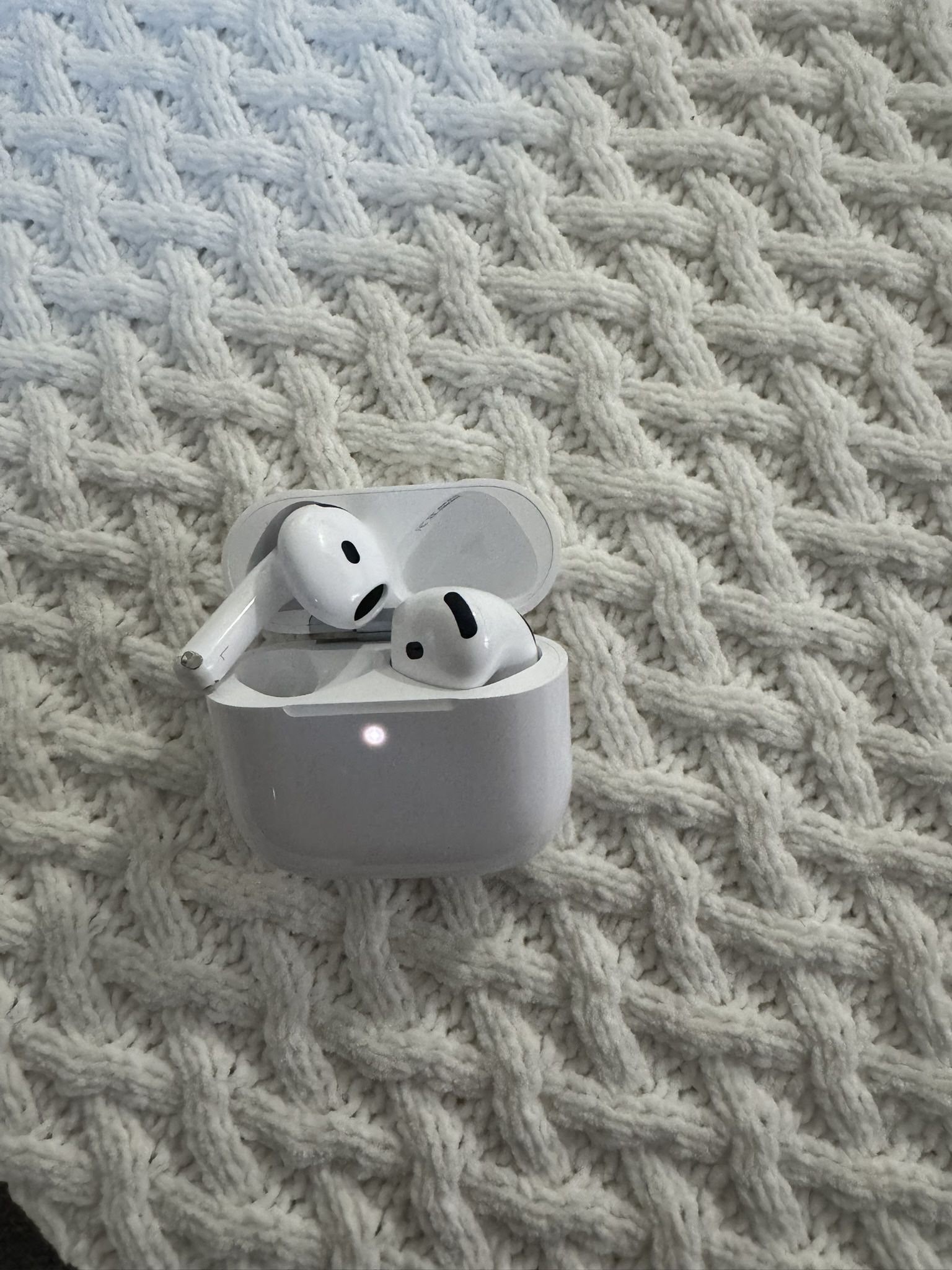 Airpods 4th Gen With ANC