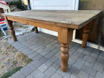 Impressive Vintage English Rustic Pine Farmhouse Dining Table