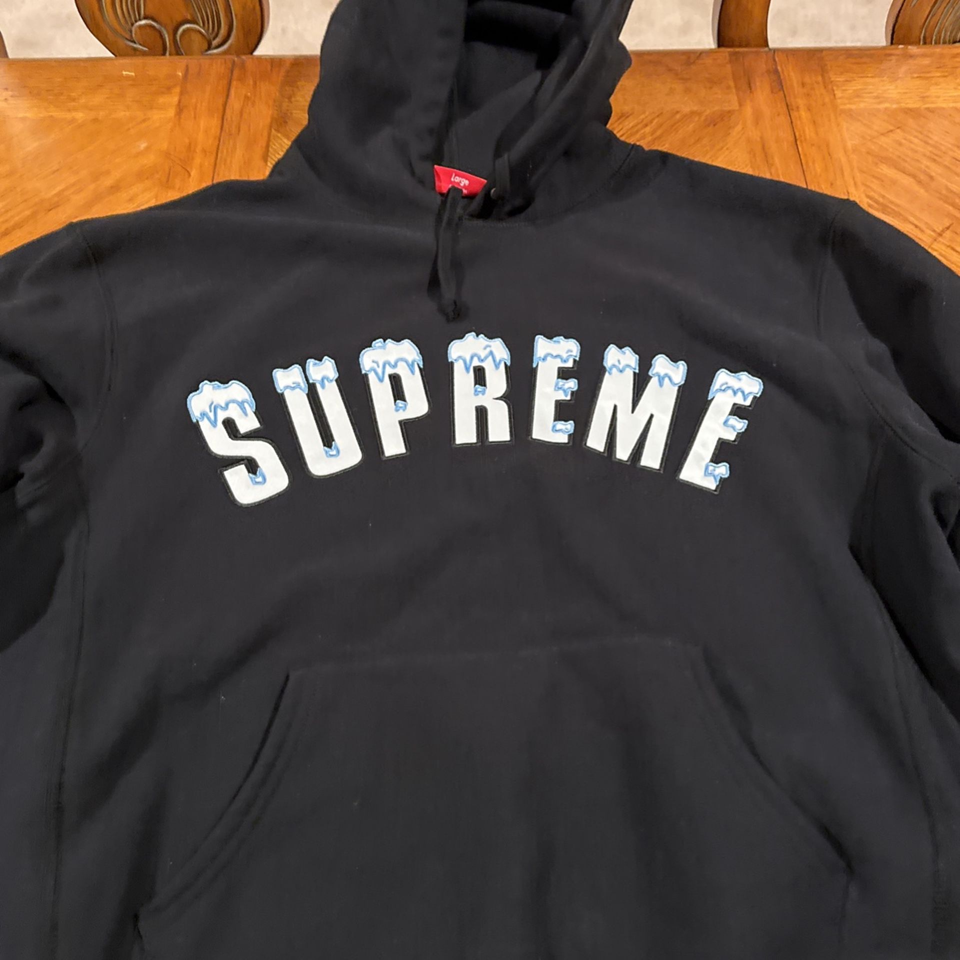 Supreme Hoodie