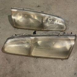 1997 Ford Thunderbird Headlight Assembly