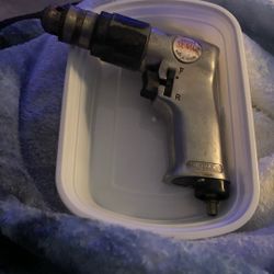 Air Drill bit gun $15 pick up only