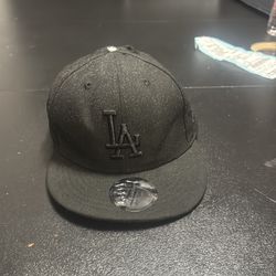 Guys cap size 7 3/8 $10