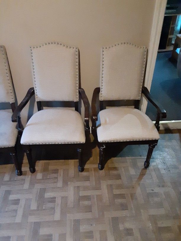 Dining Room Chairs.  5 Of One Kind And 5 Of Another. All Together 10.  
