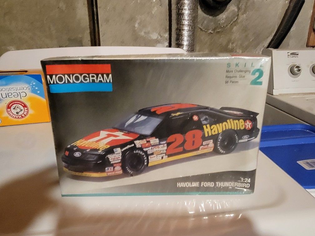 1:24 Davey Allison #28 Havoline Model