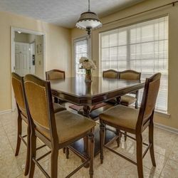 Dining Table Set