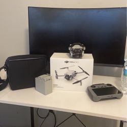 Dji Mini Pro 4/ Carry Bag/ 3 Batteries 