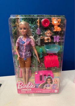 Barbie You Can Be Anything Wildlife Vet Doll Set