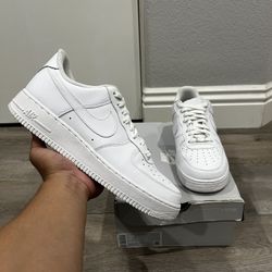 Nike Air Force 1 '07 White