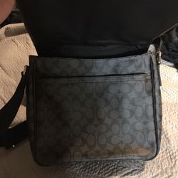 Coach large crossbody leather bag (never been used)