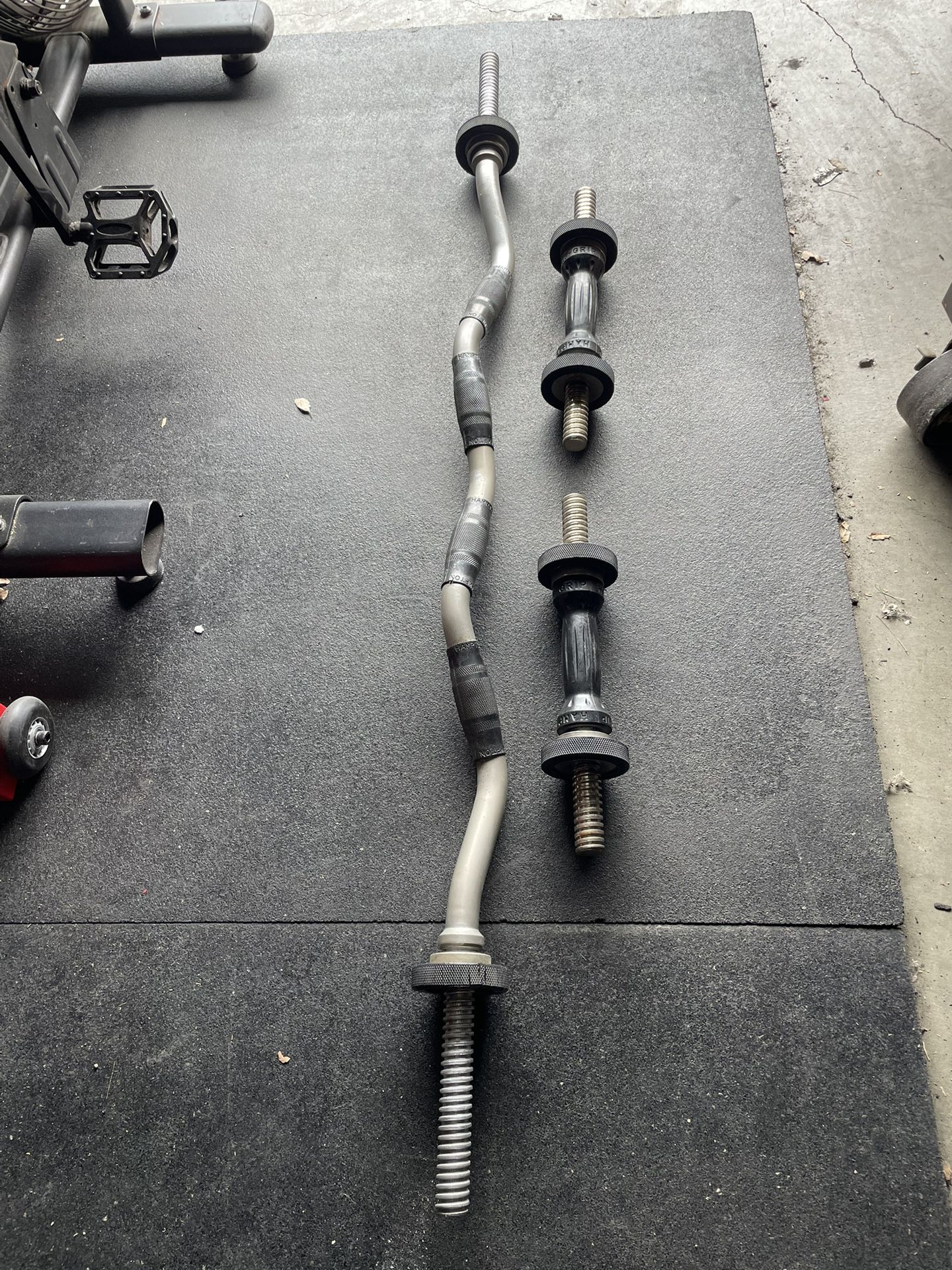 Hampton Fitness Beefy Bar Bull Dog Curl Bar & Dumbbell Handles… Home Gym Fitness…. $100 Price is firm!!!