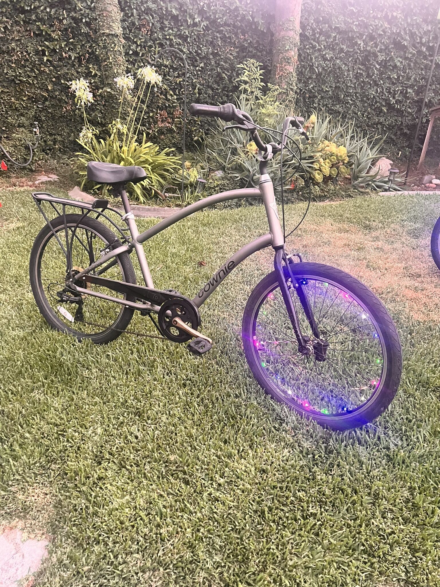 Electra Townie 7 Speed Beach Cruiser
