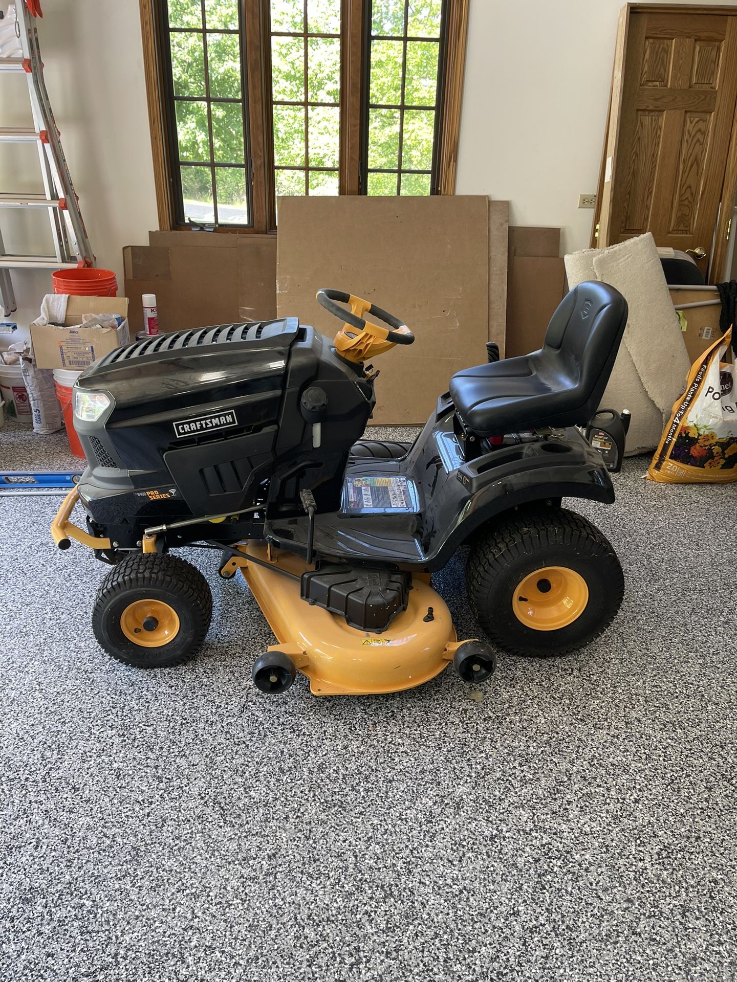 Craftsman 8400 Pro Series Lawn Tractor, 54” Deck