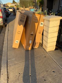 Free tv boxes for moving.