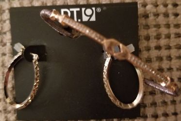 REDUCED PRICE!! NEW gold hoop earrings & rosegold bracelet REDUCED PRICE!!