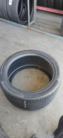 325/35/22 Continental tire 325 35 22