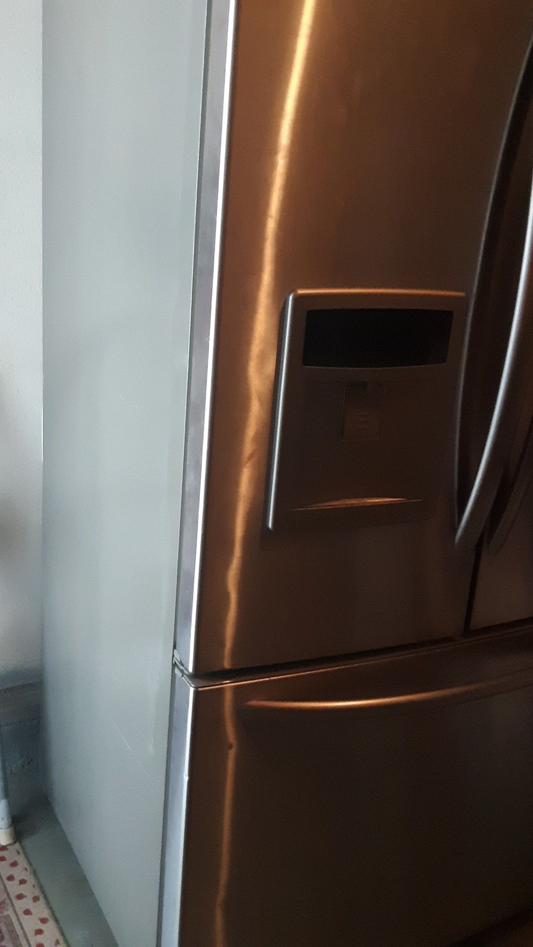 MUST GO**Kenmore doubledoor refrigerator with water and ice maker