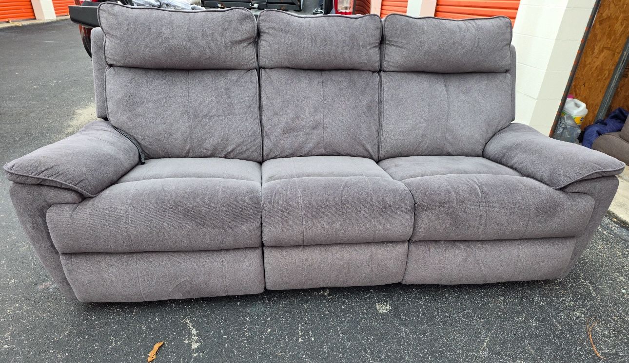 Grey Recliner Couch DELIVERY 