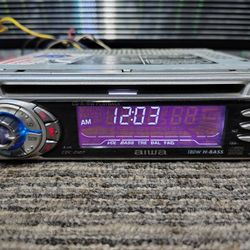 Aiwa CDC-Z127
CD Receiver & Auxiliary 