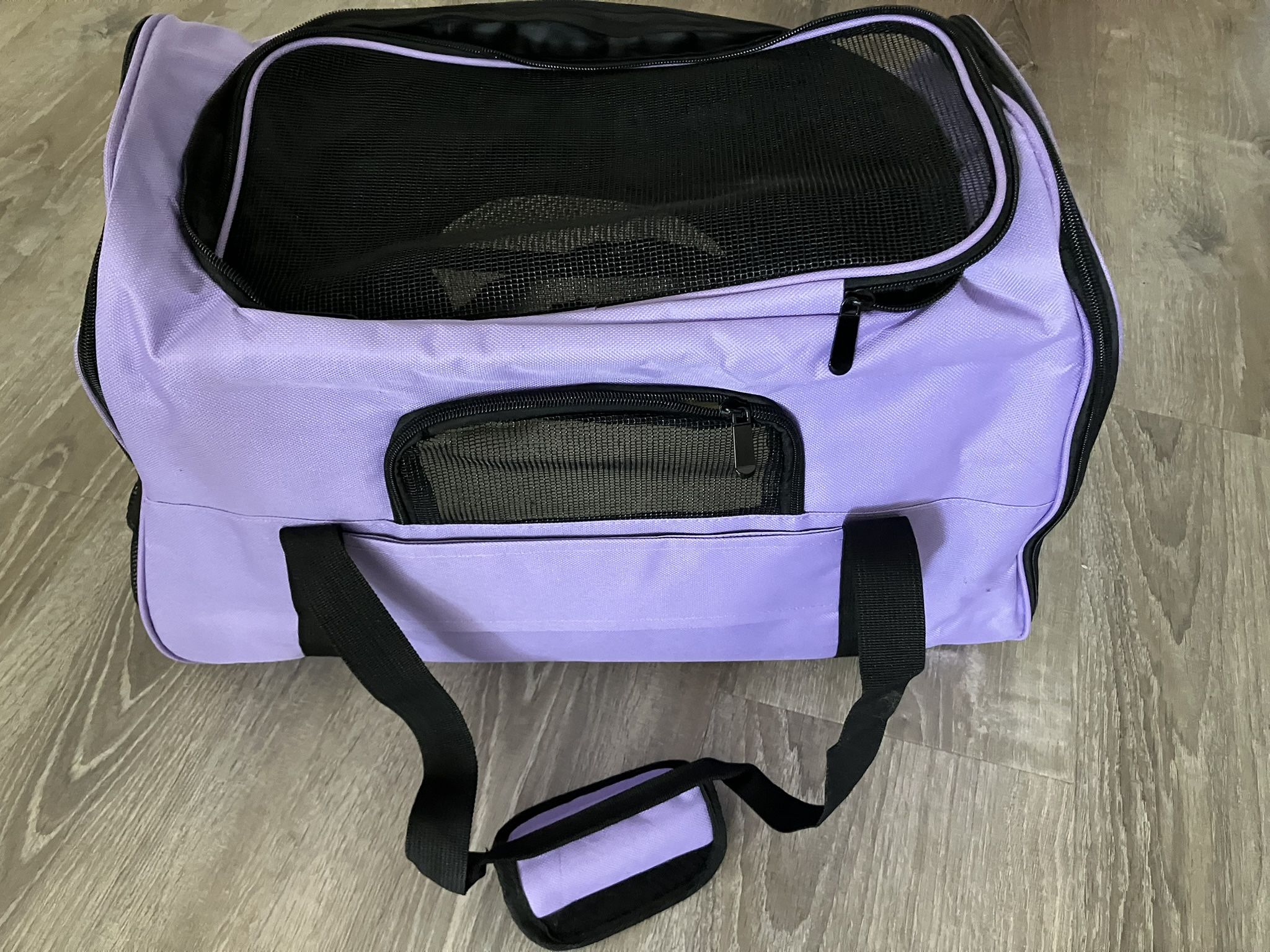 Small Animal Carrier—Purple