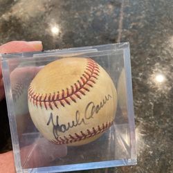 Hank Aaron Autograph baseball
